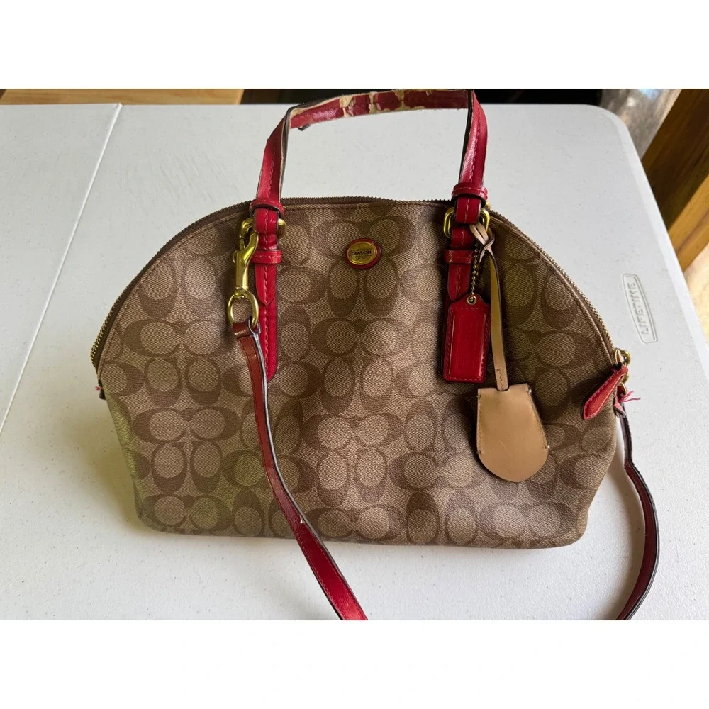 Coach‎ purse